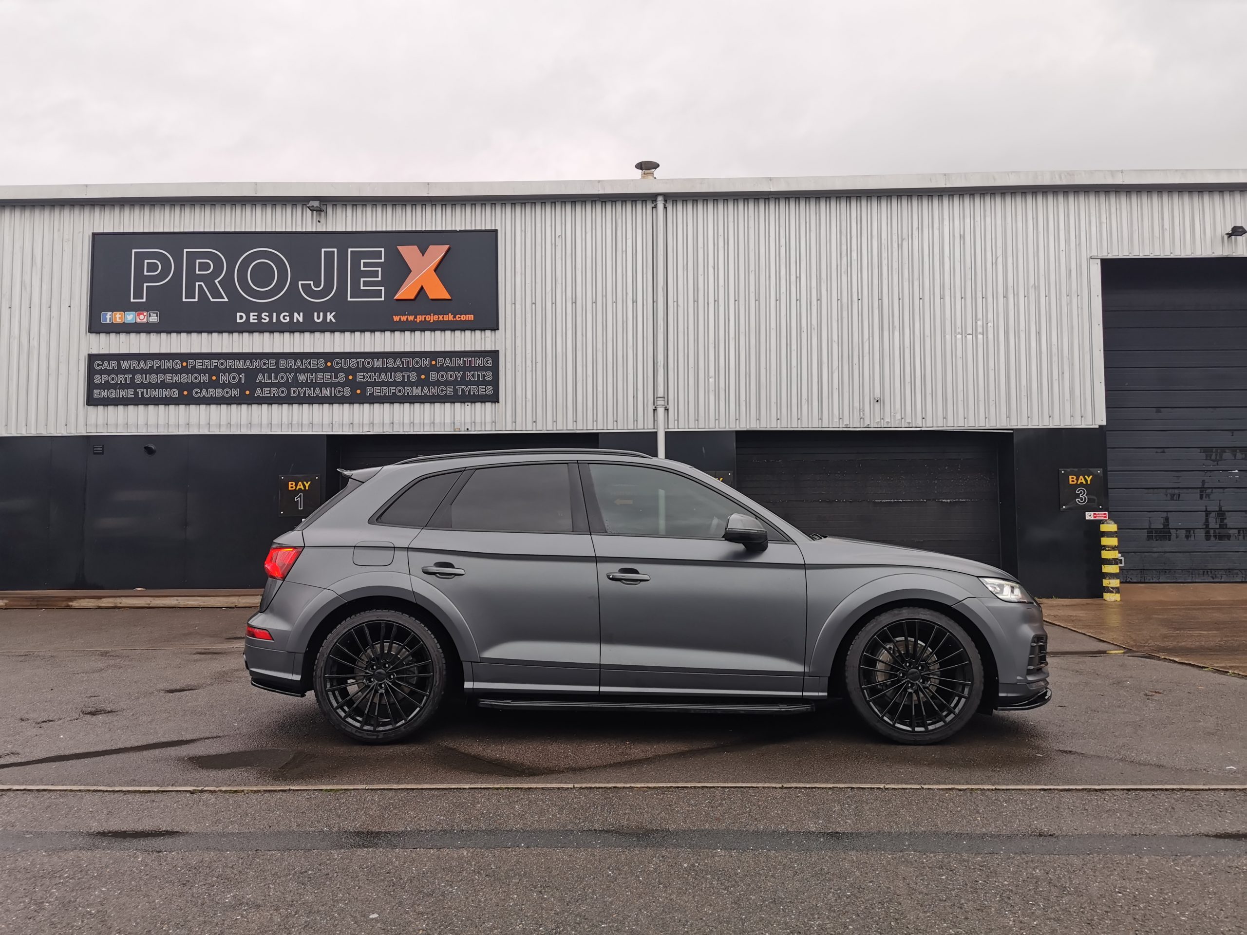 Audi Q3 alloy wheels